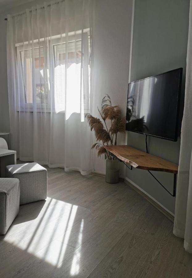 Teo Apartment *