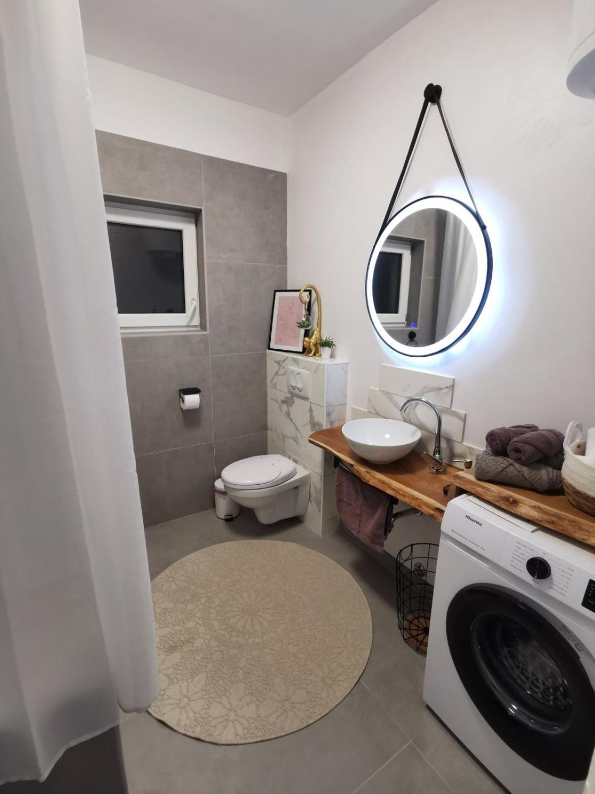 Teo Apartment *
