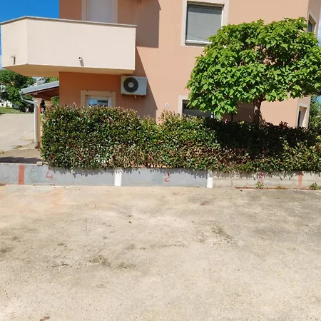 Apartman Teo Medulin Exterior photo